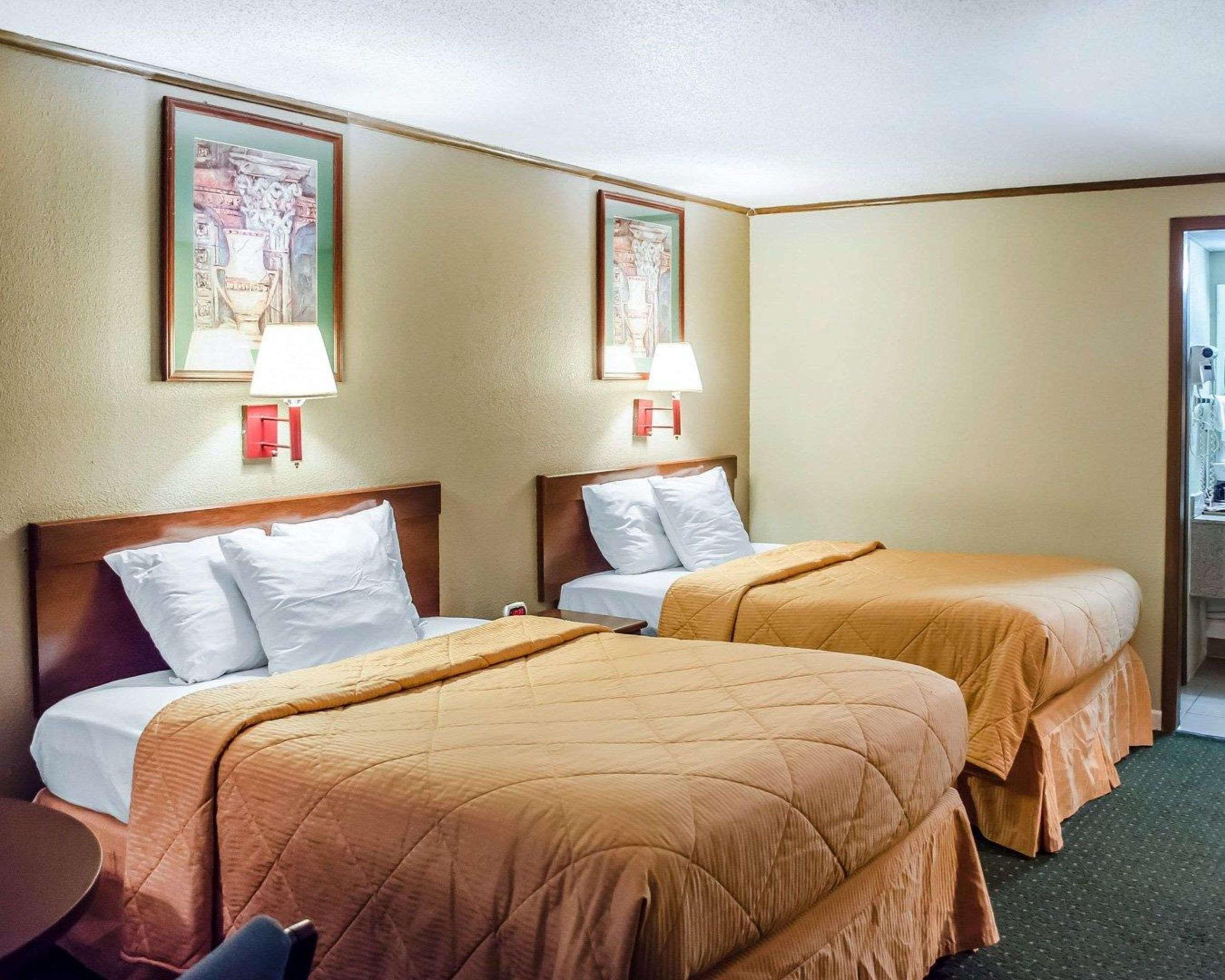 Rodeway Inn Карлайл Экстерьер фото